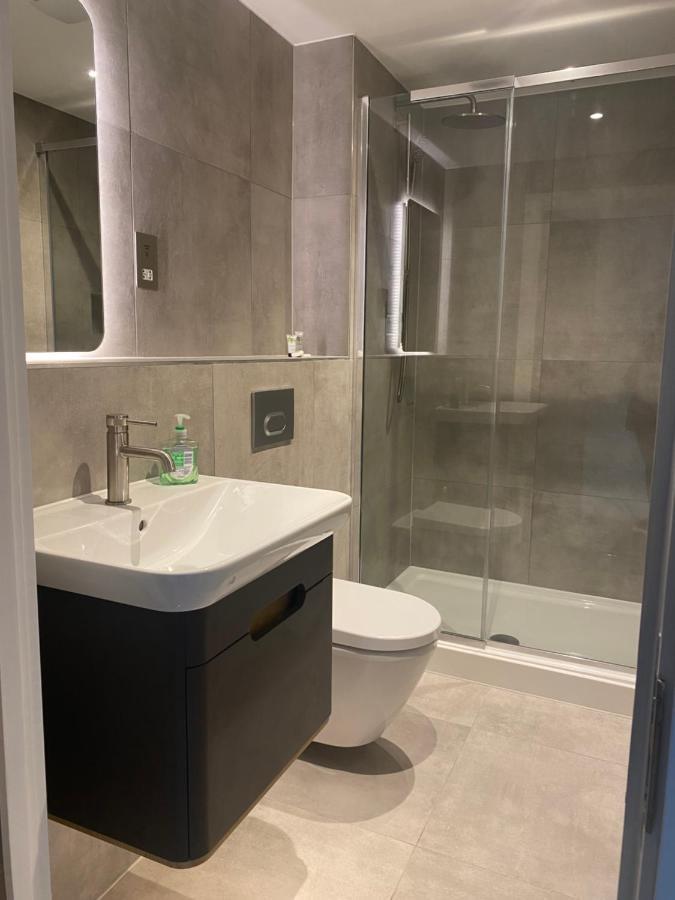 Icona - Brand New City Centre Apartment York Esterno foto