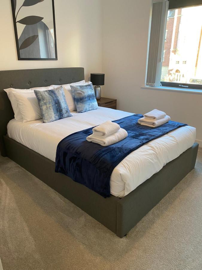 Icona - Brand New City Centre Apartment York Esterno foto